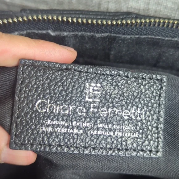 SALE - Chiara Ferretti Black Woven Leather Should Bag large - Picture 6 of 9